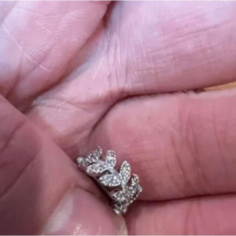 1 Pcs 18g Cubic Zircon Leaf Design Upper Ear Cuff NWT - Picture 13 of 15
